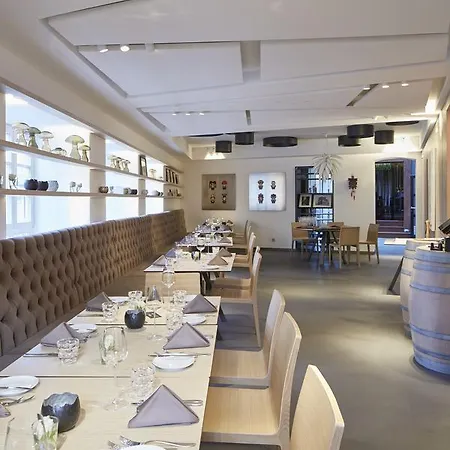 Badischer Hof Hotel 3*