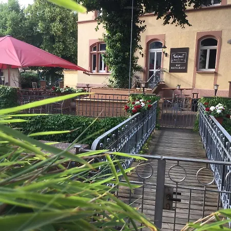 Badischer Hof Hotel 3*