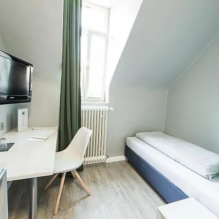 Hotel Badischer Hof 3*